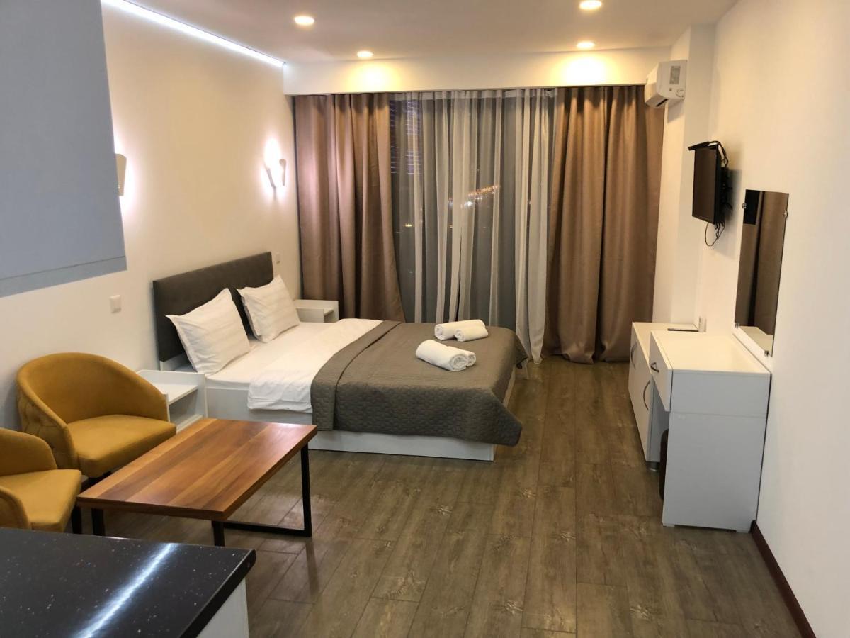 Panorama Beach Tower Батуми Экстерьер фото