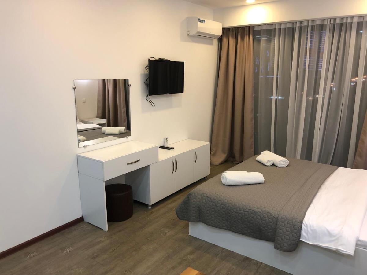 Panorama Beach Tower Батуми Экстерьер фото