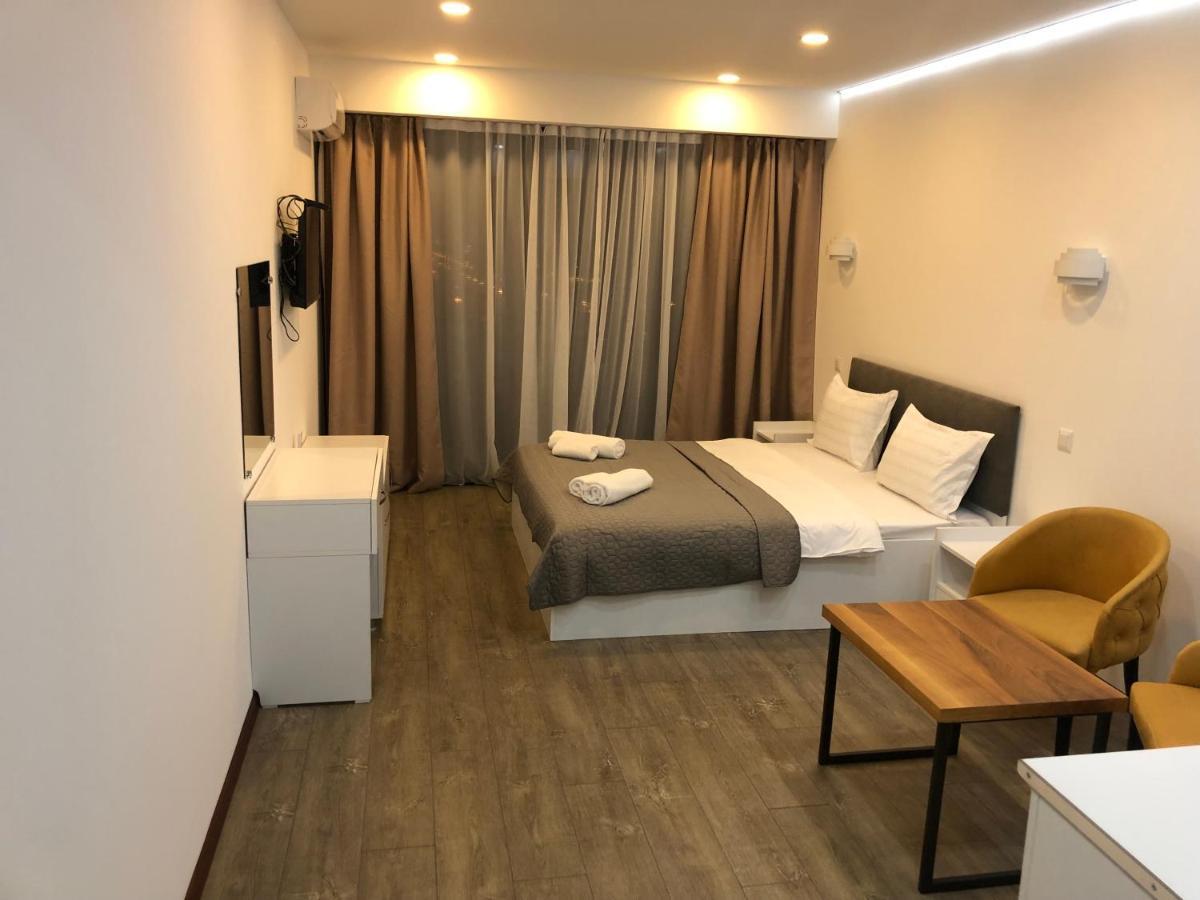 Panorama Beach Tower Батуми Экстерьер фото